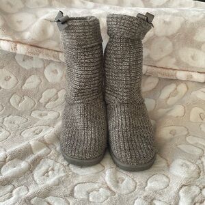 Arizona Jean Co. Gray Fold Over Knit Winter Boots Sz 2